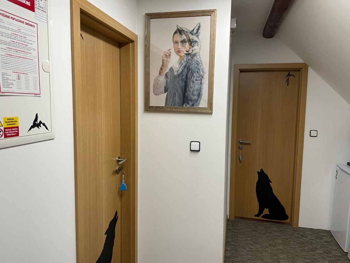 Wolf House Klinovec Hotel Loucna pod Klinovcem Ngoại thất bức ảnh
